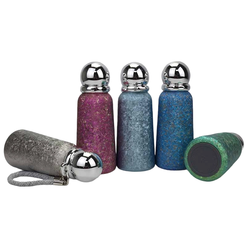 Tasse en titane avec poignée tressée de 360 ​​ml, avec couvercle miroir sphérique